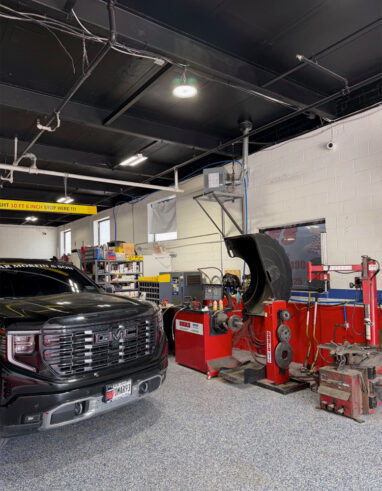 Front Entry of Good Deal Tires and Hydraulics shop